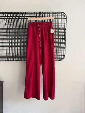 Free people Movement Sideways Pants
Crimson / wine color